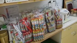 うまい棒600本!